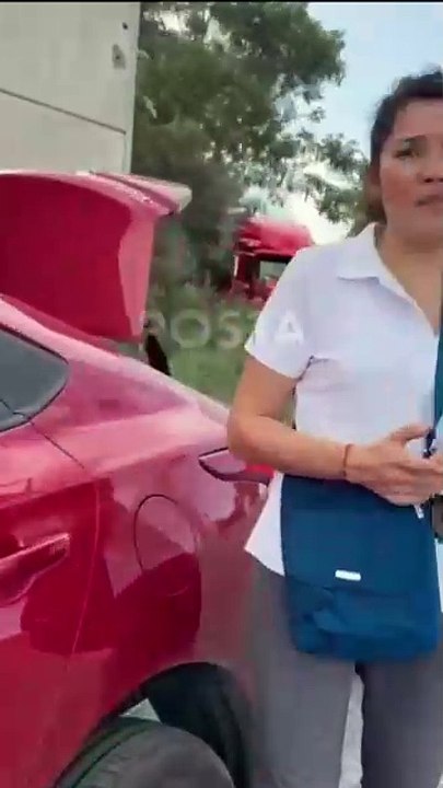 Sufren automovilistas de Apodaca por terribles baches