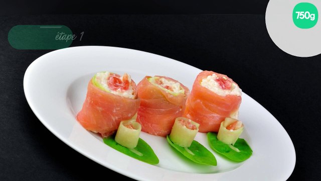 Rouleaux-Maki crémeux au saumon, riz au Philadelphia concombre et tomate