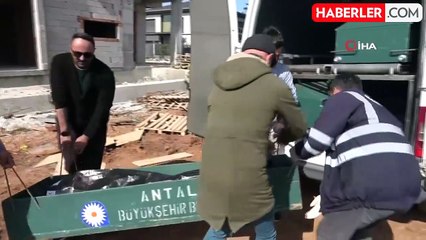 Antalya'da Çatıdan Düşen İnşaat Ustası Hayatını Kaybetti