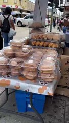 Jóvenes de Centro de Rehabilitación venden pan de muerto para recaudar fondos
