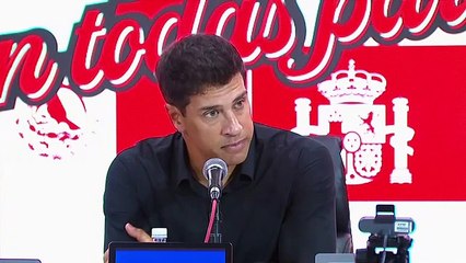 Domínguez respondió a quiénes le dicen "panelista" y defendió sus gestiones como DT