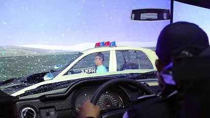 Escobedo inaugura Centro de Capacitación Virtual para policías con tecnología