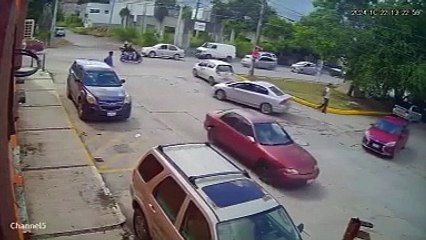 VIDEO: cámara capta accidente en el que motociclista perdió la vida en Victoria