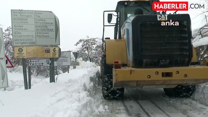 Diyarbakır'da Kar Yağışı Nedeniyle Kapanan Yollar Açıldı