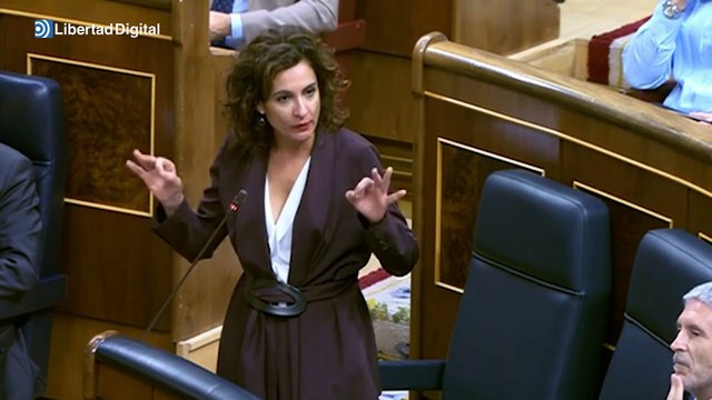 María Jesús Montero, sedienta de tu dinero