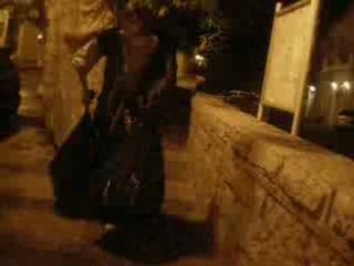 Quand Josy Sort Les Poubelles...