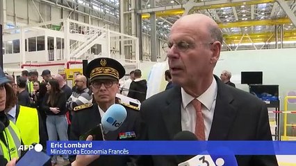 UE afirma que responderá com firmeza a tarifas recíprocas de Trump