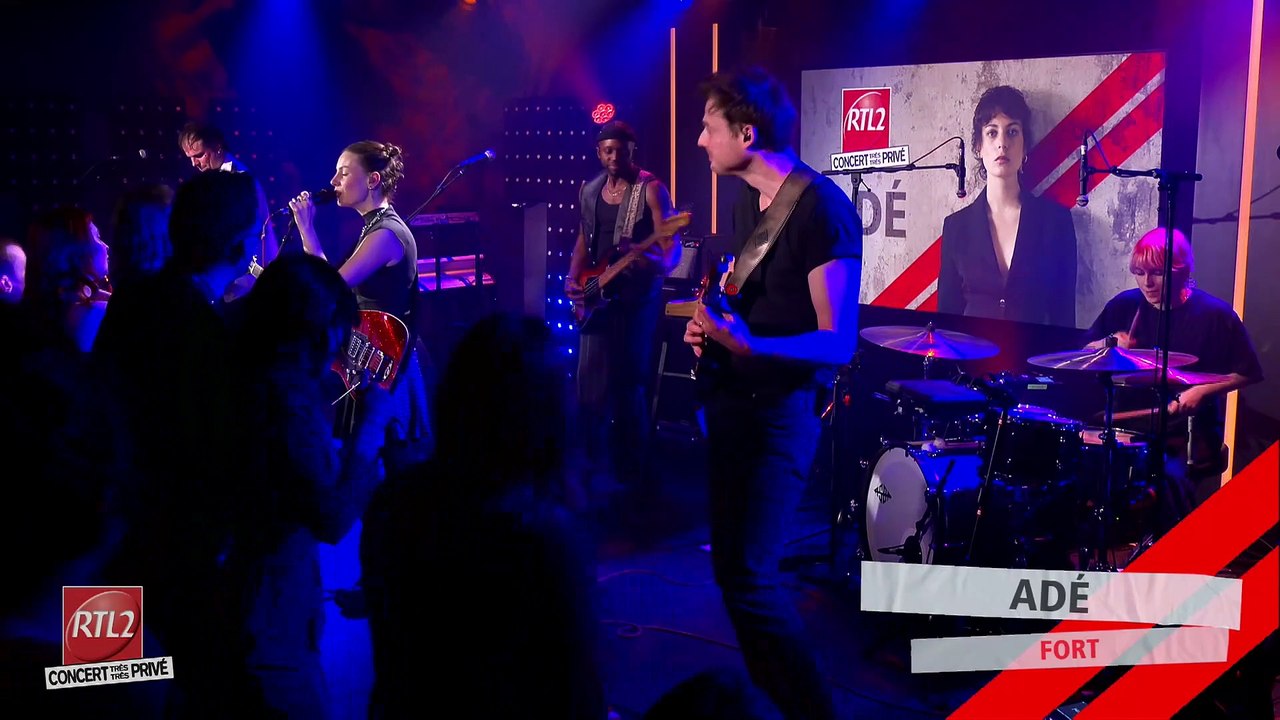 LIVE - Adé interprète "Forts" lors de son Concert Très Très Privé RTL2 (13/02/25)