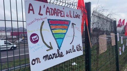 Les salariés de l'ADAPEI Loire en grève