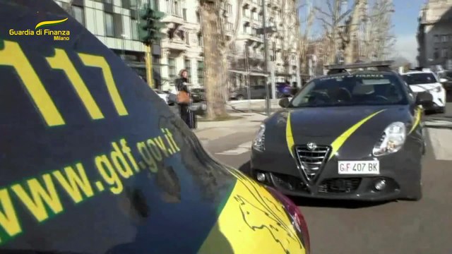 Operazione della Guardia di finanza: le auto d'epoca squestrate