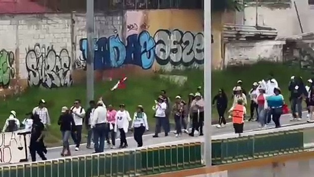 Trabajadores del PJF protestan en Morelos; cierran autopista