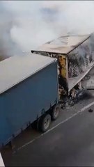 Encuentran cinco cuerpos tras bloqueo en Sinaloa