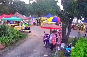 Capturan el instante preciso en que una coladera se traga a una mujer