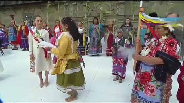 ¿Qué es el bastón de mando? Así lo recibió la presidenta, Claudia Sheinbaum