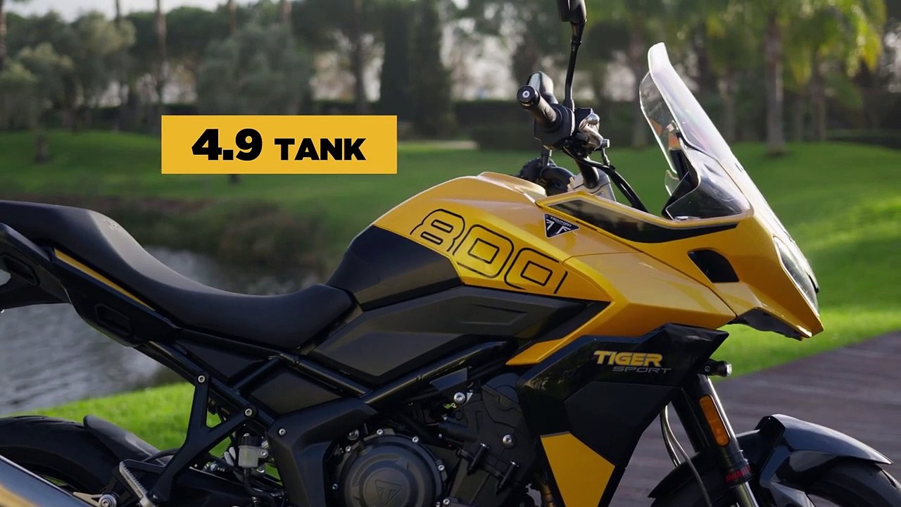 Triumph's Tiger Sport 800 Combines ADV Style With Sportbike Performance