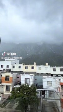 Lluvia revive cascada en cerro de las Mitras en Santa Catarina (VIDEO)