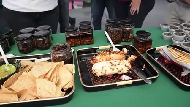 Emprendedores de Apodaca promocionan sus productos en Circuito del Emprendedor