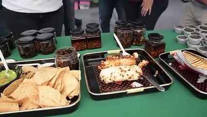 Emprendedores de Apodaca promocionan sus productos en Circuito del Emprendedor