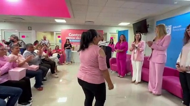 Entregan prótesis externas a pacientes de cáncer de mama en Nuevo León