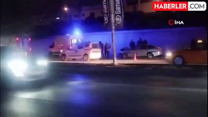 Ankara'da Kontrolden Çıkan Otomobil Elektrik Panosuna Çarptı: 2 Yaralı