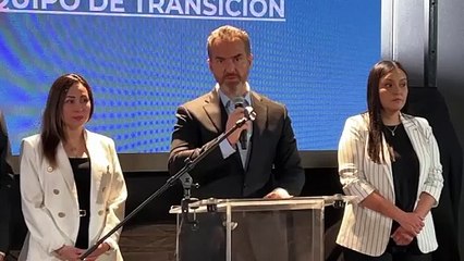 Presenta Adrián a equipo de transición para alcaldía de Monterrey