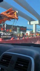 ¡Hombres de acción! Graban a obreros haciendo ejercicio en Monterrey (VIDEO)