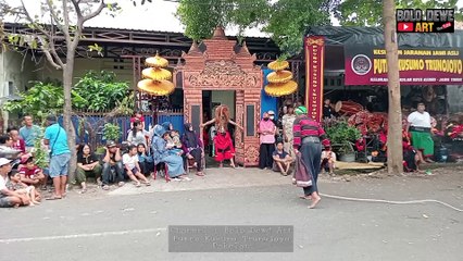 Tari Lawasan Duet Ganong (Putro Kusumo Trunojoyo)