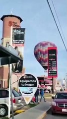 Globo aerostático aterriza de emergencia en Tecámac, Estado de México (VIDEO)