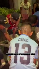 Activista ayuda a vecinos de García con pipas de agua