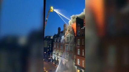 ext-Más de 150 evacuados por un incendio en un hotel de lujo en Londres-140225