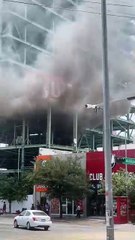Alarma incendio en edificio del centro de Monterrey (VIDEO)
