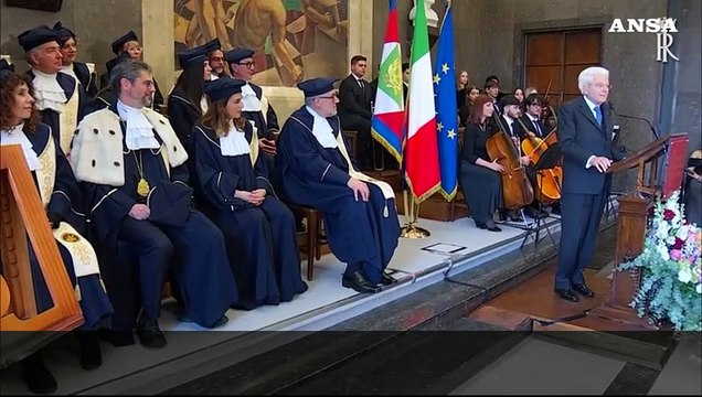 Mattarella: Nessuno e' straniero