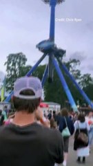 Momentos de terror en parque de Oregón: quedan atrapados boca abajo en atracción