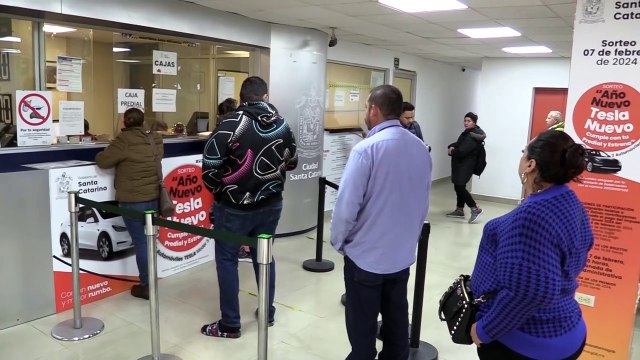 Alcalde Jesús Nava lidera mejora en evaluación crediticia de Santa Catarina