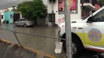 Cierres viales en Santa Catarina por fuertes lluvias