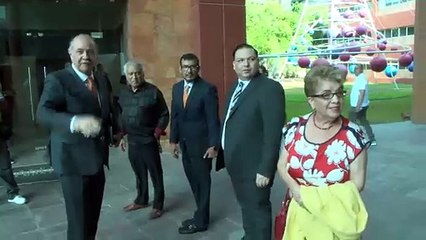 Arturo Salinas tuvo que haber sido removido de su cargo: Javier Navarro
