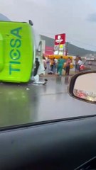 Vuelca camión de la ruta 214 en Guadalupe