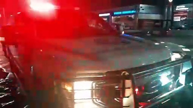 Camión de personal choca contra parada de autobús en Guadalupe; hay lesionados