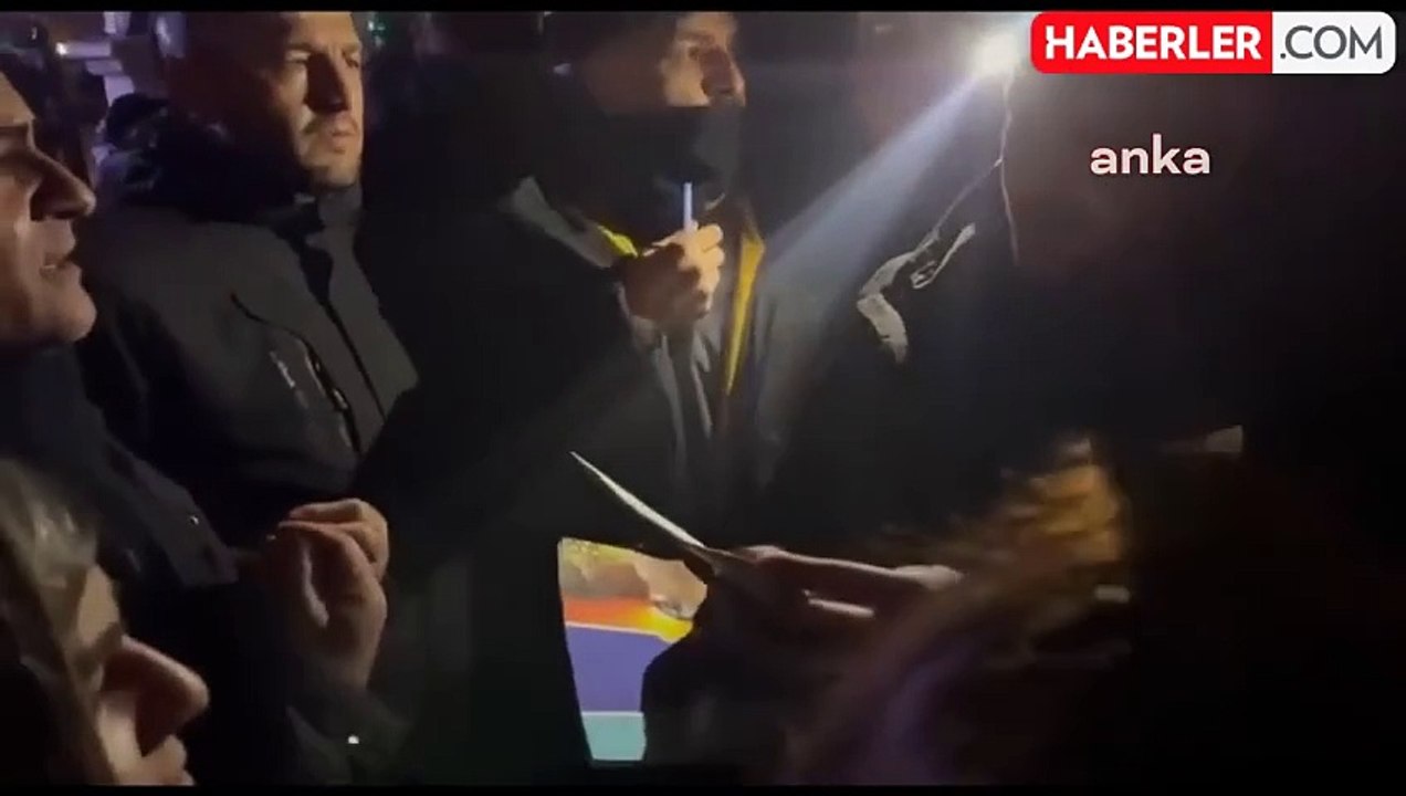 Van Büyükşehir Belediye Başkanı Abdullah Zeydan'a Görevden Uzaklaştırma Kararı
