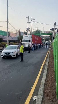 Cierran avenida Insurgentes, piden localización con vida de un Guardia Nacional