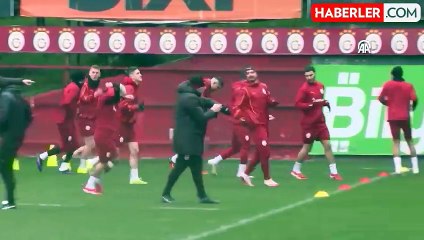 Kırmızı kart gören Kaan Ayhan'dan açıklama