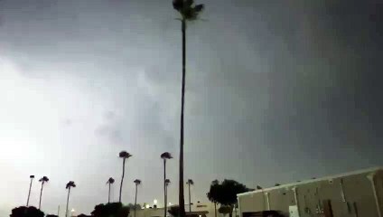 Tormentas eléctricas dejan un muerto en sur de Estados Unidos