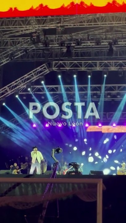 Carin León y Morat ponen toque de fiesta a la final Four de la Kings League