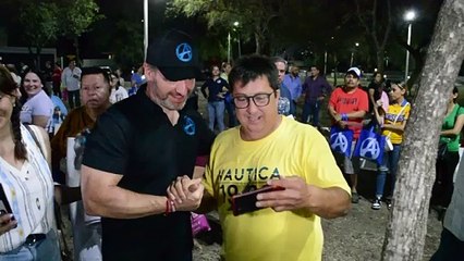 Planeará Adrián de la Garza proyectos de movilidad con vecinos de Monterrey