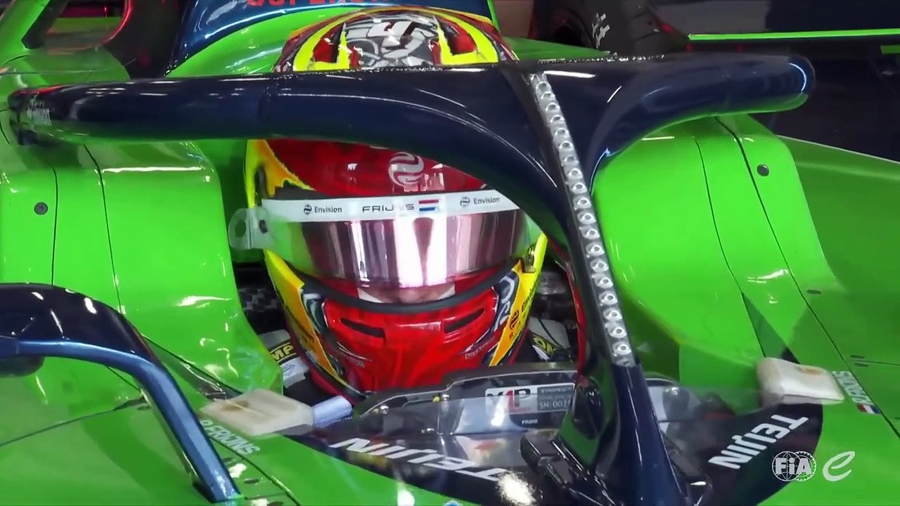 FormulaE 2025. Round 3. Jeddah Qualifying 1