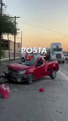 Mueren dos tras choque en la Carretera a Laredo