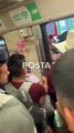 Discuten dos usuarios del Metro por presunto robo de celular (VIDEO)