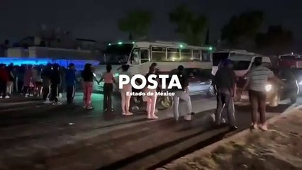 Bloquean carretera Lechería-Texcoco por falta de agua (VIDEO)
