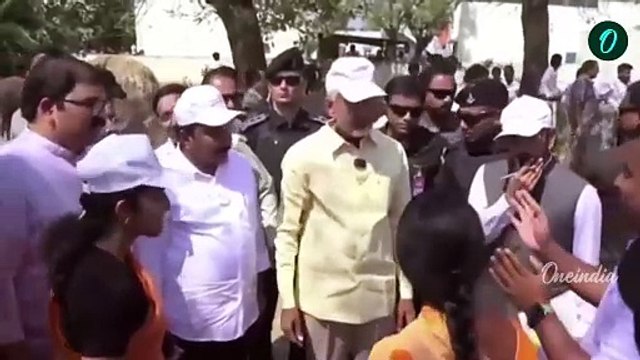 CM Chandrababu Naidu: కందుకూరు రోడ్లపై చంద్రబాబు |Kandukur| Swarnandra Swachhandra | Oneindia Telugu