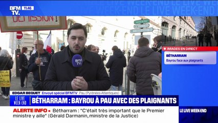 Affaire Bétharram: des manifestants devant la mairie de Pau, avant la rencontre entre François Bayrou et l'association des victimes